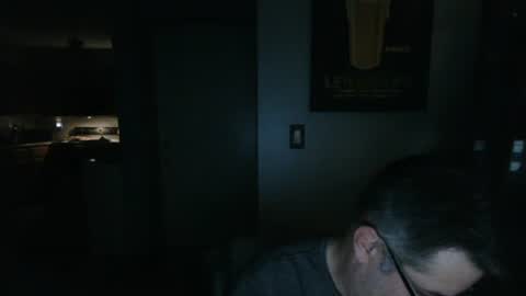 Snapshot of darkdreams144 chatting on December 4, 2025, 6:01 am darkdreams144 online show from December 4, 2025, 6:01 am