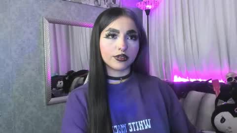 cleitlin vinson online show from November 22, 2025, 4:22 am