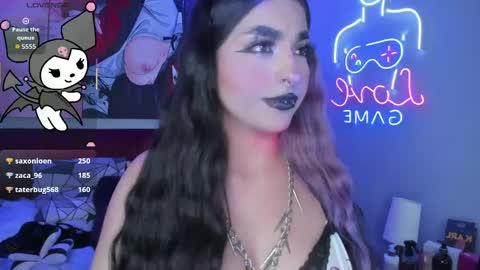 Snapshot of darki_shine_ chatting on May 4, 2026, 8:21 am cleitlin vinson online show from May 4, 2026, 8:21 am