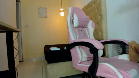 Snapshot of darkknightx01 chatting on October 4, 2025, 1:14 am darkknightx01 online show from October 4, 2025, 1:14 am