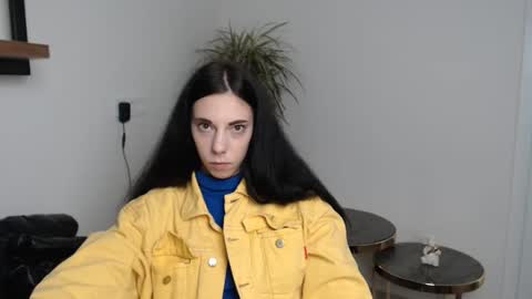 darklynx_ online show from November 28, 2025, 1:47 pm