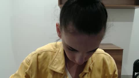 darklynx_ online show from December 1, 2025, 3:39 pm