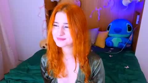 Snapshot of darkmoon____ chatting on June 10, 2026, 1:06 am darkmoon____ online show from June 10, 2026, 1:06 am