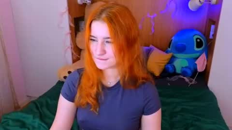 Snapshot of darkmoon____ chatting on June 23, 2026, 1:42 pm darkmoon____ online show from June 23, 2026, 1:42 pm