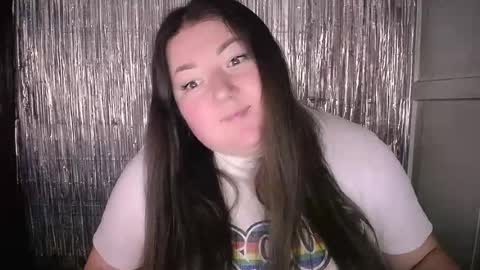 Snapshot of darkmoon_j chatting on July 10, 2026, 9:01 am Julia online show from July 10, 2026, 9:01 am