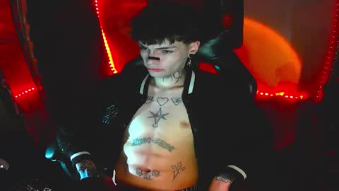   online show from December 15, 2025, 7:34 am