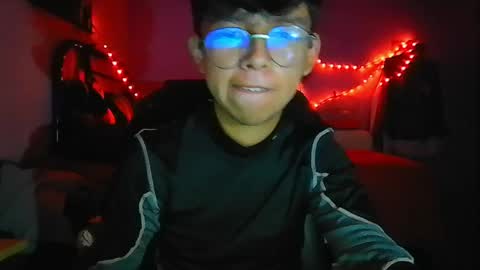 Snapshot of darknex_ chatting on June 7, 2026, 5:22 am Jose Ian online show from June 7, 2026, 5:22 am