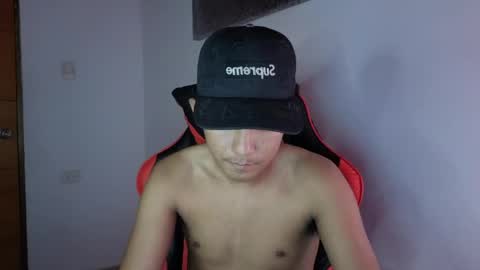 darknigthx online show from April 19, 2026, 2:11 am