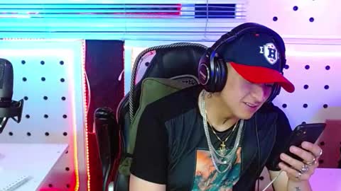 DARKO0717 online show from November 26, 2025, 1:50 am