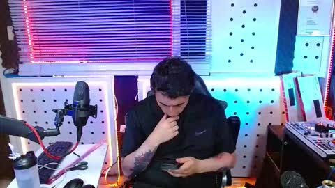 DARKO0717 online show from January 7, 2026, 2:47 am