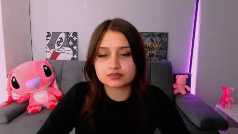 Snapshot of darksidelove_ chatting on April 26, 2026, 6:49 pm Amelie online show from April 26, 2026, 6:49 pm