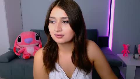 Snapshot of darksidelove_ chatting on June 2, 2026, 4:20 pm Amelie online show from June 2, 2026, 4:20 pm