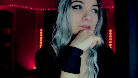 Snapshot of darkskullmistress chatting on April 24, 2026, 2:47 am roseredgoddess online show from April 24, 2026, 2:47 am