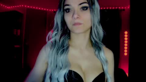 Snapshot of darkskullmistress chatting on May 1, 2026, 3:00 am roseredgoddess online show from May 1, 2026, 3:00 am