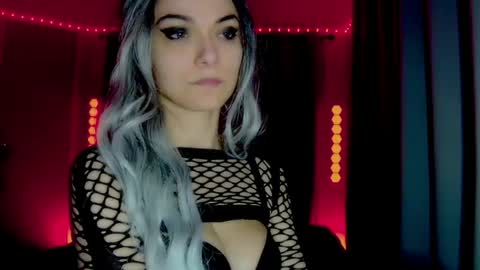 Snapshot of darkskullmistress chatting on May 2, 2026, 4:06 am roseredgoddess online show from May 2, 2026, 4:06 am