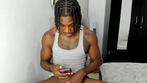 Snapshot of darktemp_ chatting on May 25, 2026, 1:00 am Darktemp online show from May 25, 2026, 1:00 am