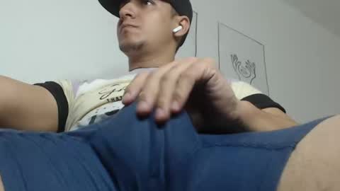 Snapshot of darkthe_king chatting on February 8, 2025, 4:14 am Dark The King online show from February 8, 2025, 4:14 am