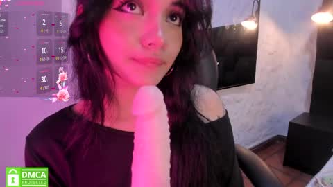 Snapshot of darky_doll chatting on April 19, 2026, 1:27 am Darky Doll online show from April 19, 2026, 1:27 am