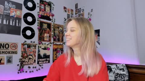 lina online show from January 8, 2025, 9:01 pm