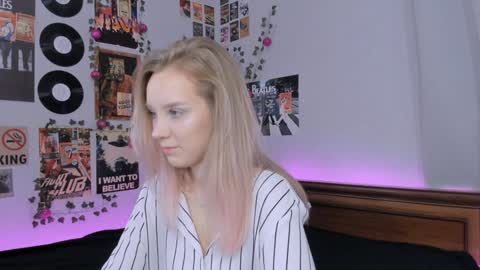 lina online show from January 10, 2025, 8:26 pm