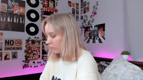 lina online show from January 21, 2025, 8:32 pm