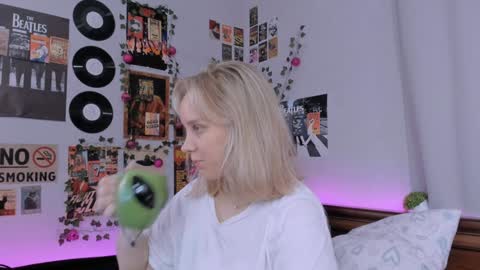 lina online show from January 23, 2025, 8:13 pm