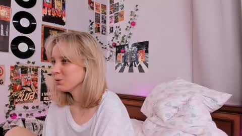 lina online show from February 11, 2025, 2:46 am