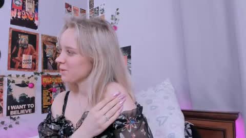 lina online show from February 20, 2025, 8:36 pm