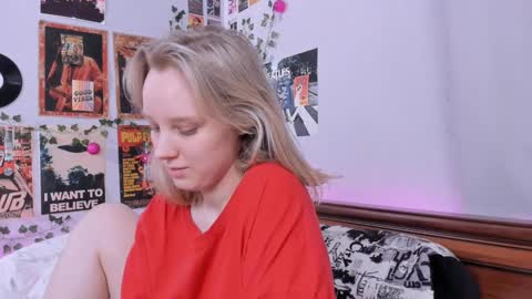 lina online show from February 21, 2025, 2:50 am