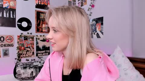 lina online show from February 25, 2025, 12:47 am