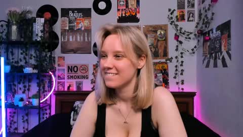 lina online show from March 4, 2025, 11:43 pm