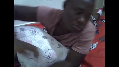 darling_ella online show from May 12, 2026, 5:37 am