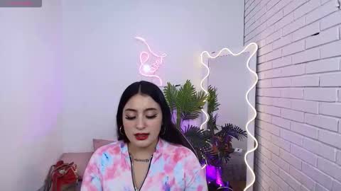 Darling online show from October 7, 2025, 3:04 am