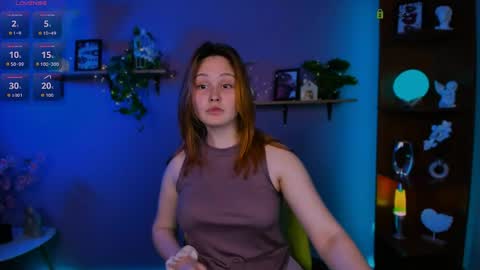 Snapshot of darly_honey chatting on April 21, 2026, 6:44 pm darly honey online show from April 21, 2026, 6:44 pm