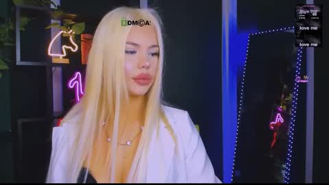 Snapshot of darly_honey chatting on May 21, 2026, 7:10 pm darly honey online show from May 21, 2026, 7:10 pm