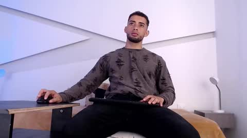 Snapshot of daron_66 chatting on November 26, 2025, 1:56 pm Kael online show from November 26, 2025, 1:56 pm