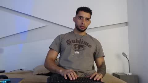 Kael online show from December 22, 2025, 3:14 am