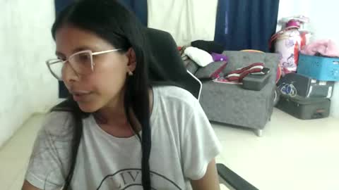 Snapshot of darsha_1 chatting on May 15, 2026, 6:48 pm Darsha online show from May 15, 2026, 6:48 pm