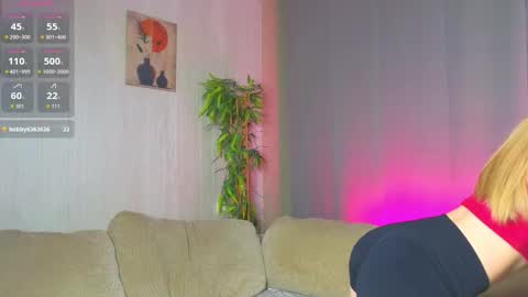 Snapshot of darslycat chatting on March 10, 2026, 7:30 pm DarslyCat online show from March 10, 2026, 7:30 pm