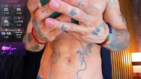 Snapshot of darwin_horny2 chatting on April 13, 2026, 9:31 pm darwin_horny2 online show from April 13, 2026, 9:31 pm