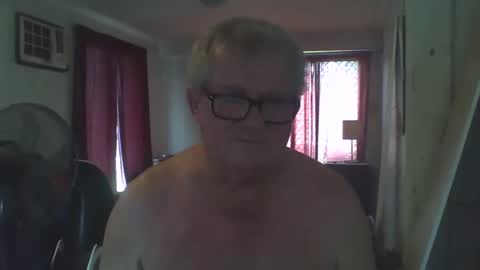 Snapshot of darwincock chatting on February 16, 2025, 2:31 am darwincock online show from February 16, 2025, 2:31 am