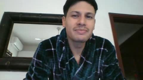 Snapshot of daryof chatting on June 21, 2026, 4:42 pm Daryo Franco online show from June 21, 2026, 4:42 pm