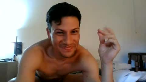 Snapshot of daryof chatting on August 4, 2026, 5:48 pm Daryo Franco online show from August 4, 2026, 5:48 pm