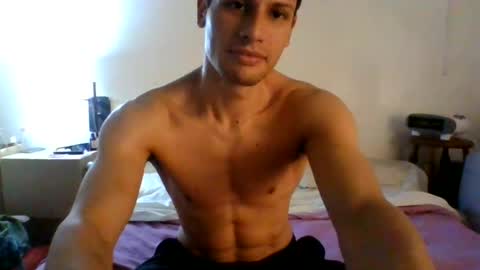 Snapshot of daryof chatting on August 5, 2026, 9:28 pm Daryo Franco online show from August 5, 2026, 9:28 pm
