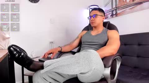 Dash online show from November 12, 2025, 12:16 pm