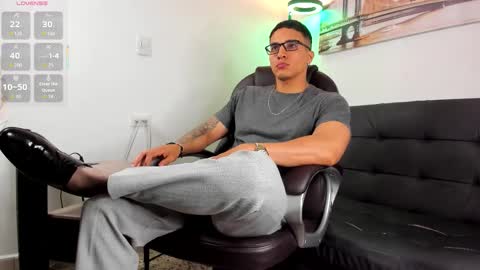 Dash online show from December 16, 2025, 1:05 pm