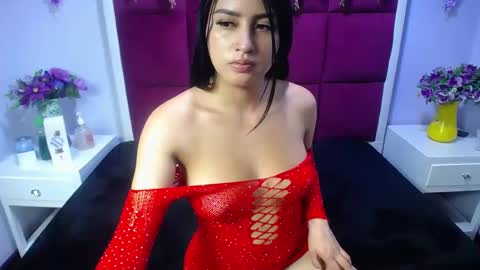 dasha_starr_ online show from April 28, 2026, 2:27 am