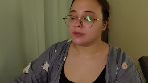 dashaprivet online show from November 26, 2025, 11:33 am