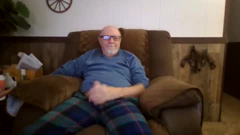 dave571960 online show from November 8, 2025, 11:54 am
