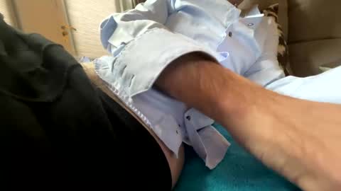 Snapshot of dave76b chatting on February 5, 2025, 1:54 pm dave76b online show from February 5, 2025, 1:54 pm